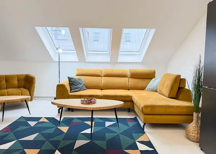 Newly Miami Designed 布达佩斯